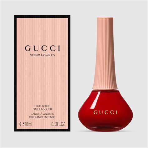 vernis gucci|Gucci gold nail polish.